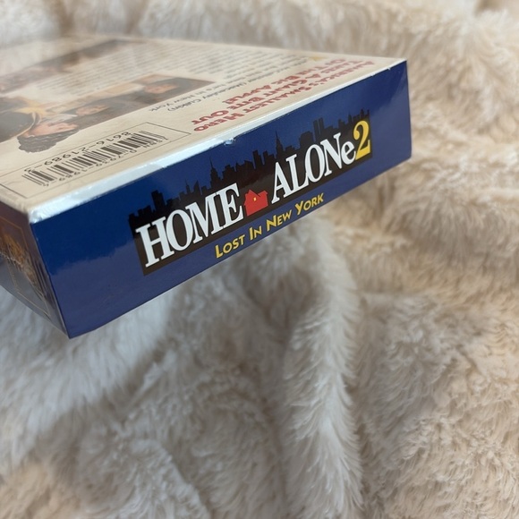 Home Alone 2 Lost in New York original VHS brand new in original packaging - Picture 5 of 9